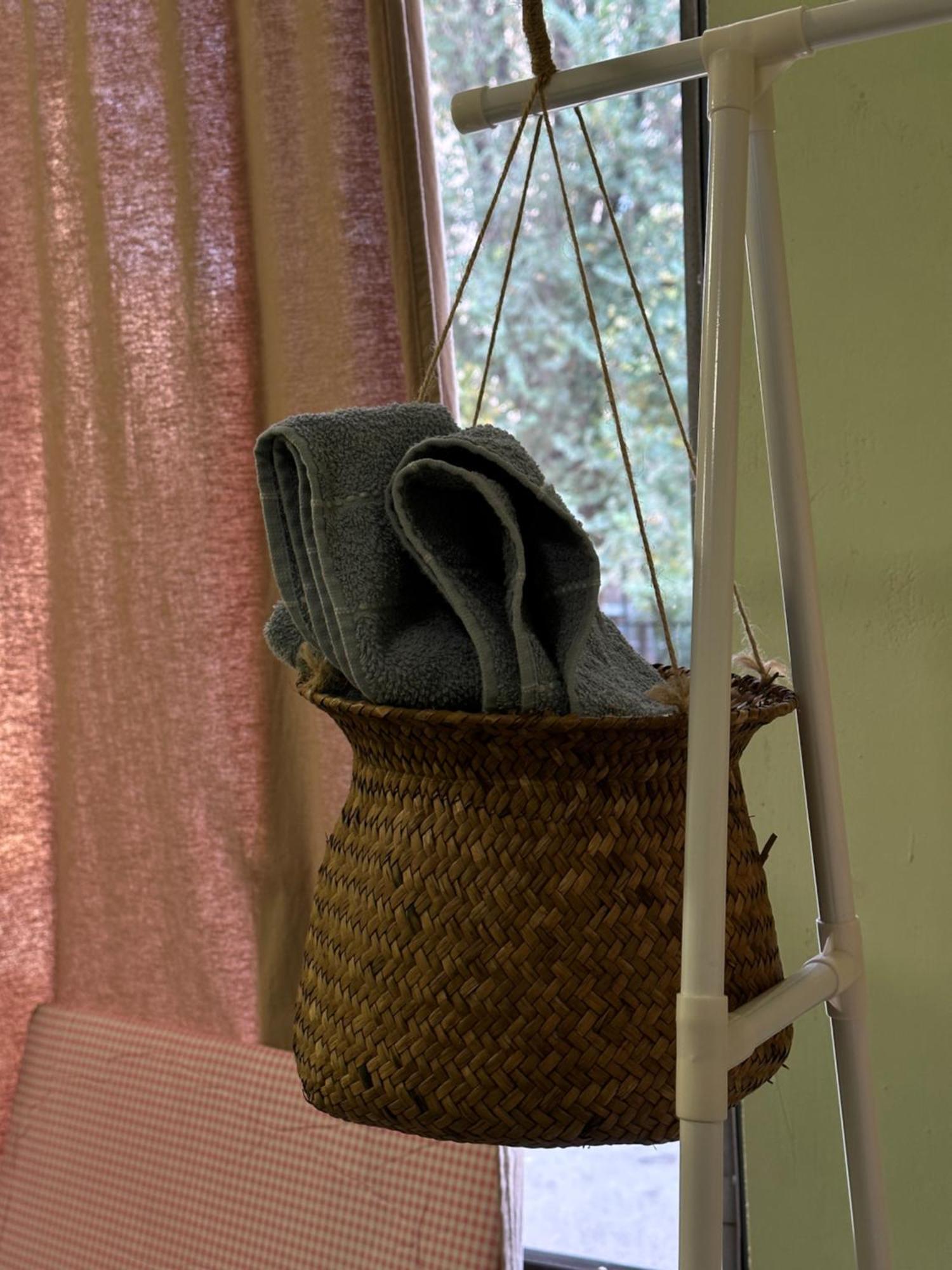Vahe'S Family Guest House Front เยเรวาน ภายนอก รูปภาพ